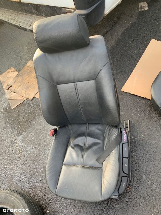 FOTEL LEWY PODGRZEWANY SKÓRZANY BMW E39 EUROPA - 1
