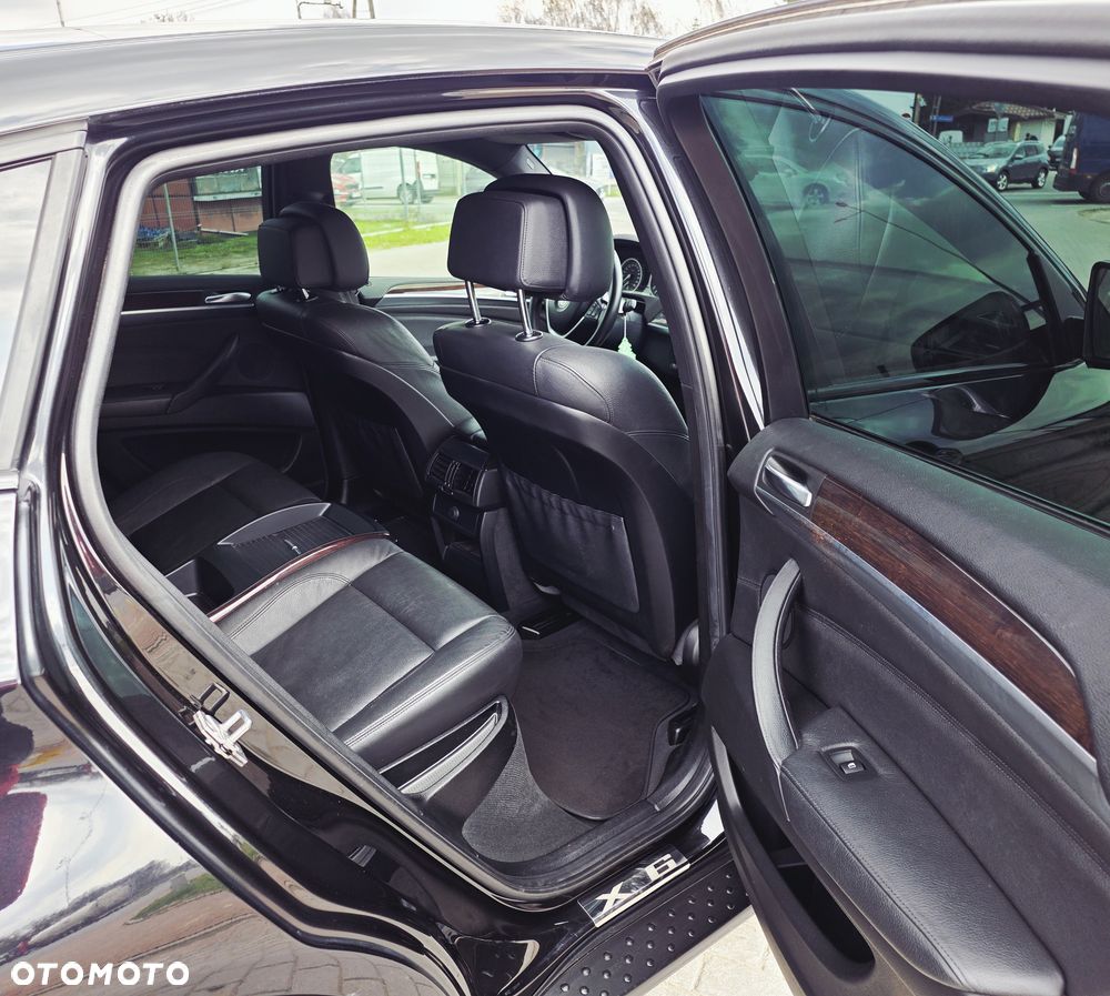 BMW X6 - 15
