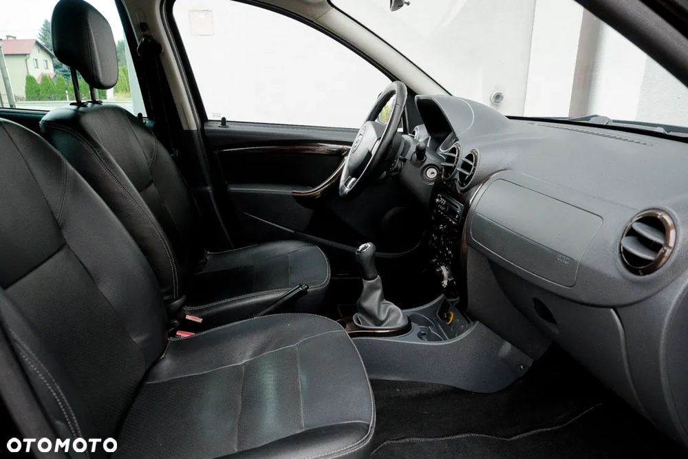 Dacia Duster 1.6 - 22