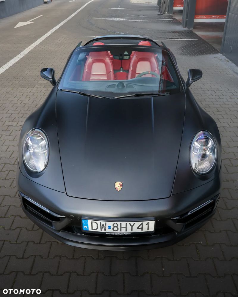 Porsche 911 Carrera 4 Cabrio - 7
