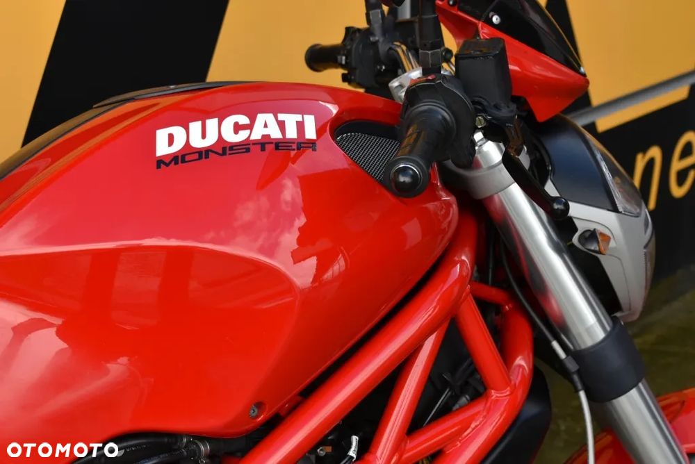 Ducati Monster - 34