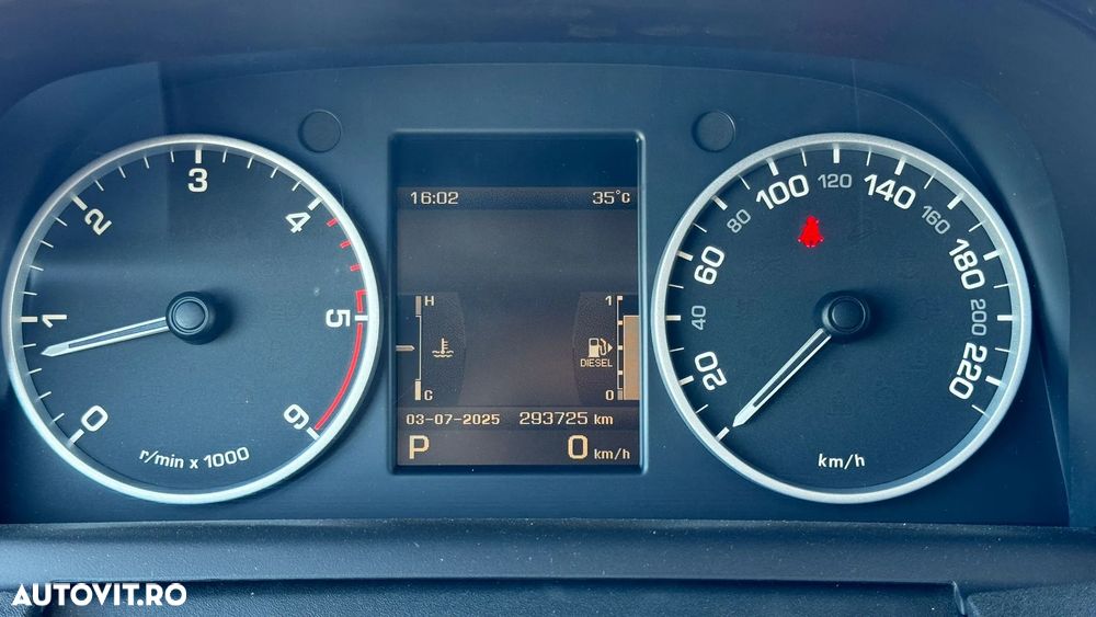 Land Rover Discovery 3.0 TD HSE Aut. - 19
