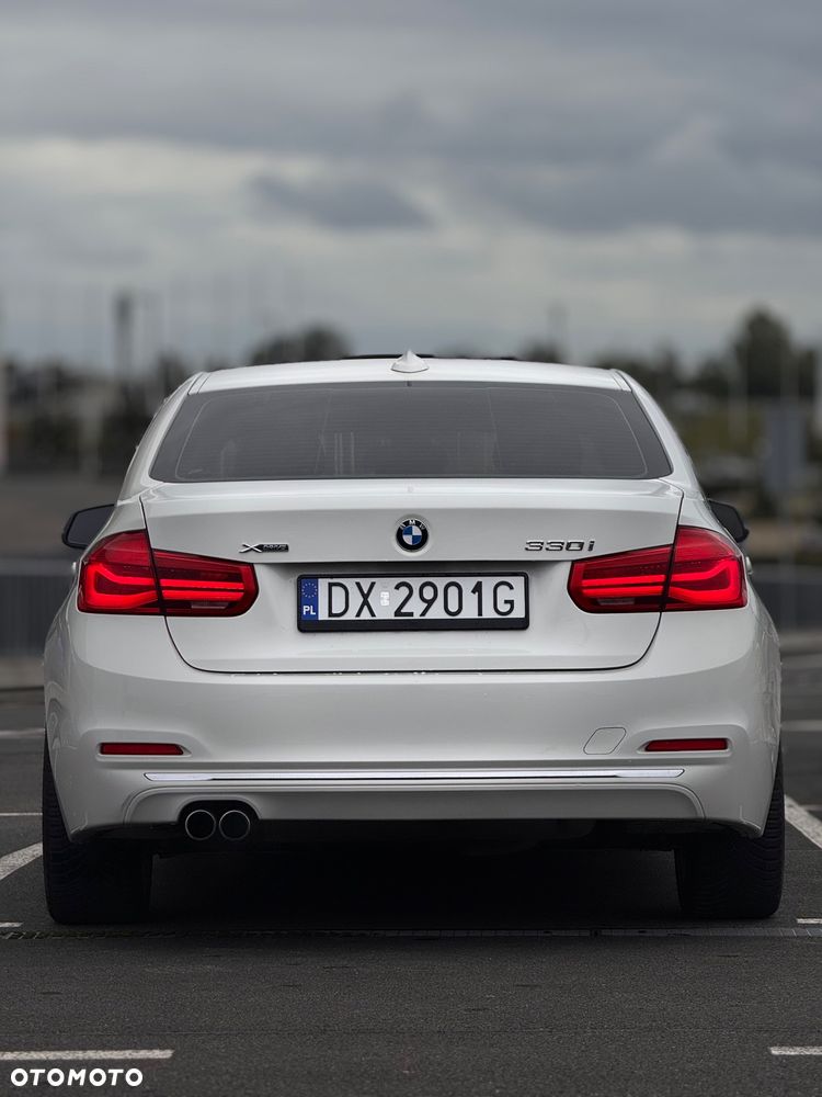 BMW Seria 3 330i - 6