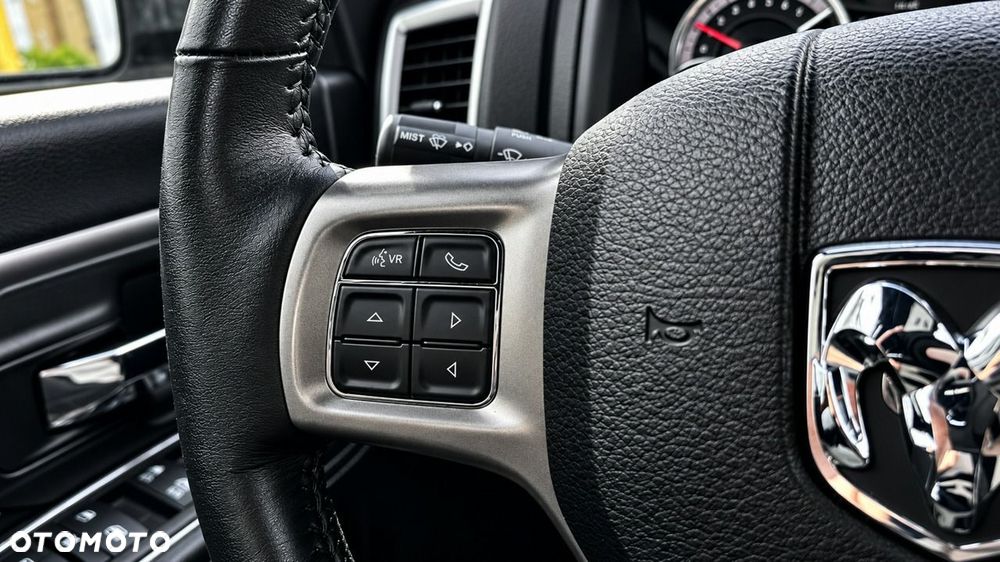 Dodge RAM - 16