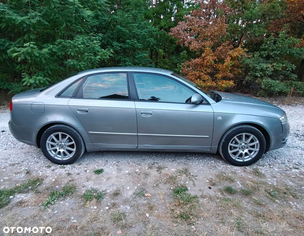 Audi A4 - 4