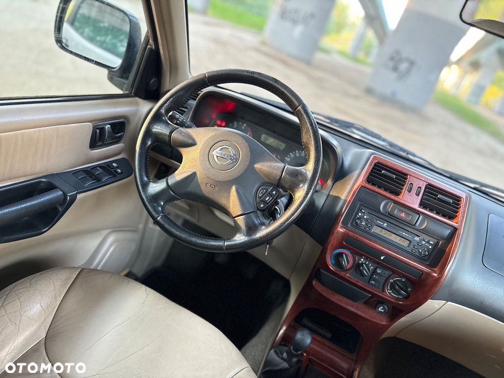 Nissan Terrano 2.7 TD S - 12