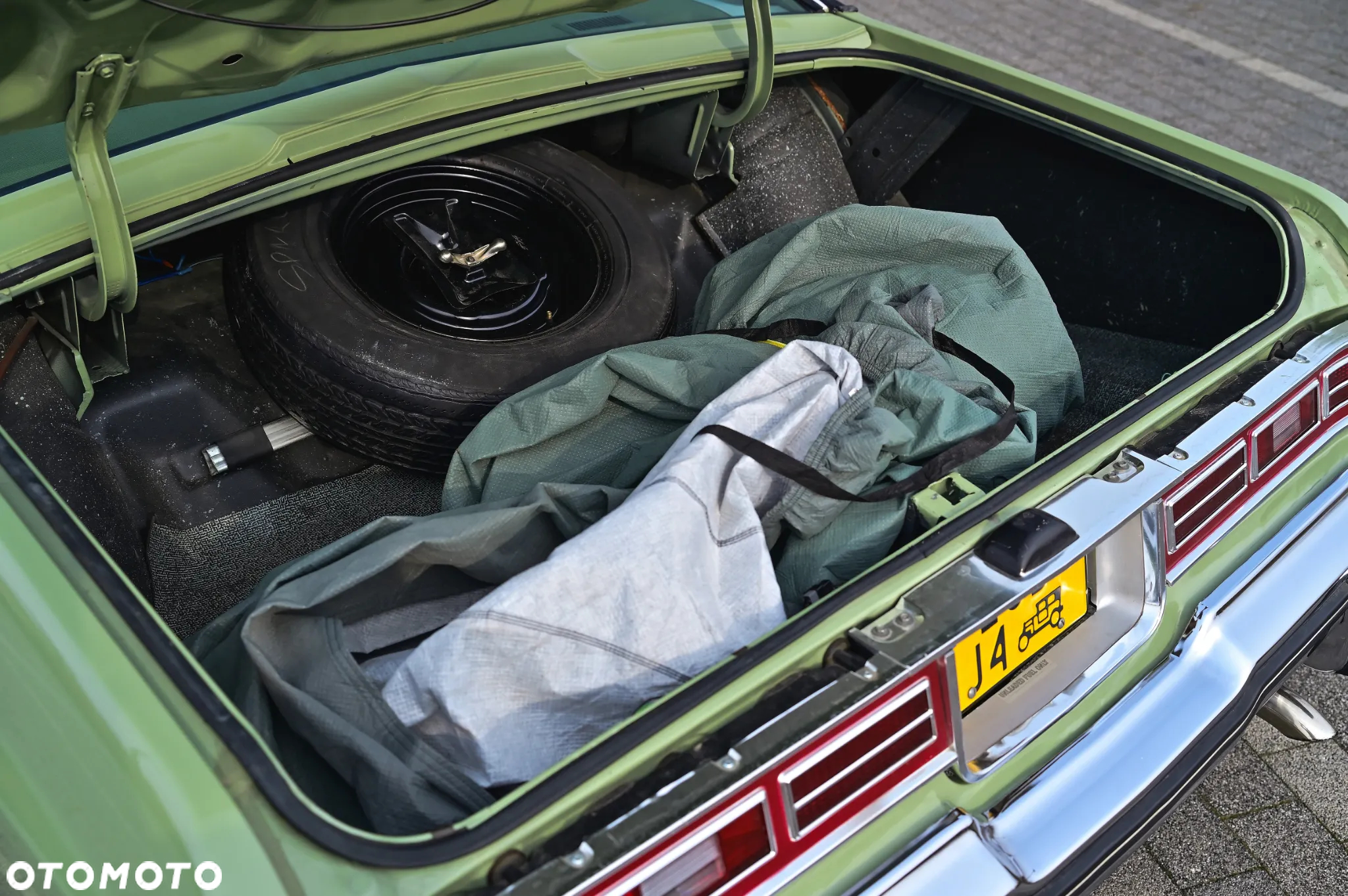 Chevrolet Impala - 39