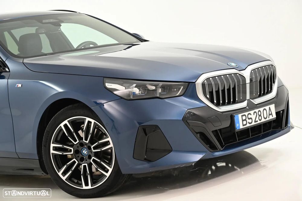 BMW 530 e Pack Desportivo M - 14