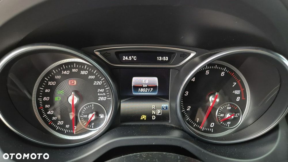 Mercedes-Benz CLA 200 7G-DCT AMG Line - 16