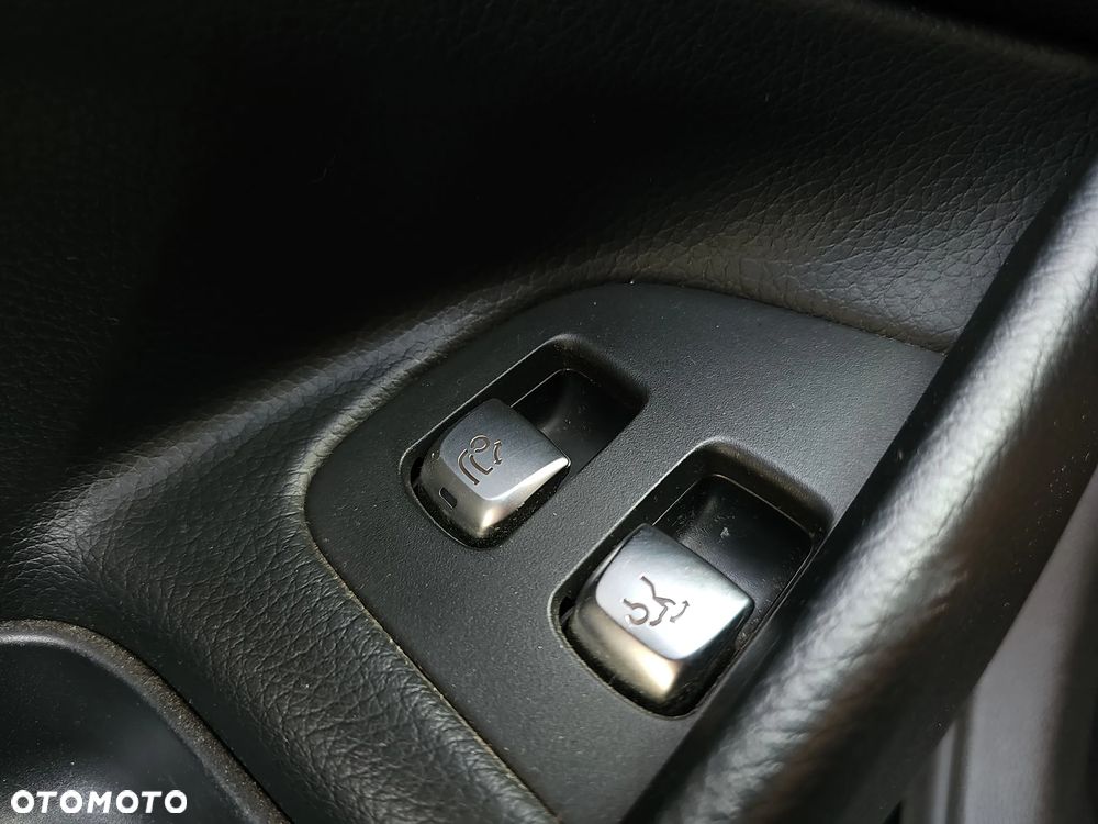 Mercedes-Benz Klasa E 220 d 9G-TRONIC - 20