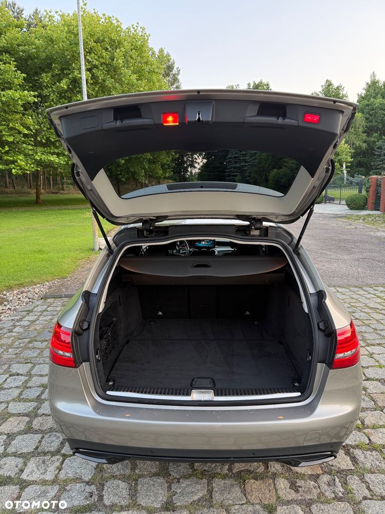 Mercedes-Benz Klasa C 220 d 4Matic 9G-TRONIC Night Edition - 12