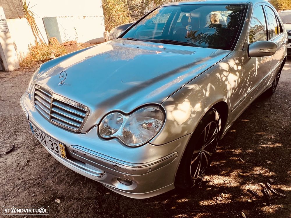 Mercedes-Benz E 220 CDi Elegance - 1