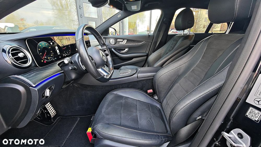 Mercedes-Benz Klasa E 220 d 4-Matic AMG - 19