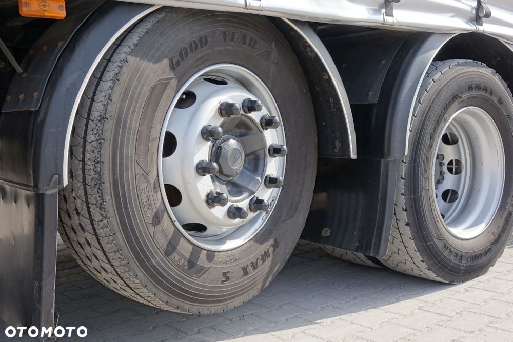 Renault D26 WIDE 6x2 / FIRANKA / EURO6 / AUTOMAT / NOWE PLANDEKI / OŚ PODNOSZONA I SKRĘTNA / WINDA ZAŁADUNKOWA - 20