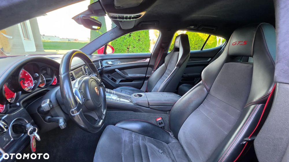 Porsche Panamera GTS - 29