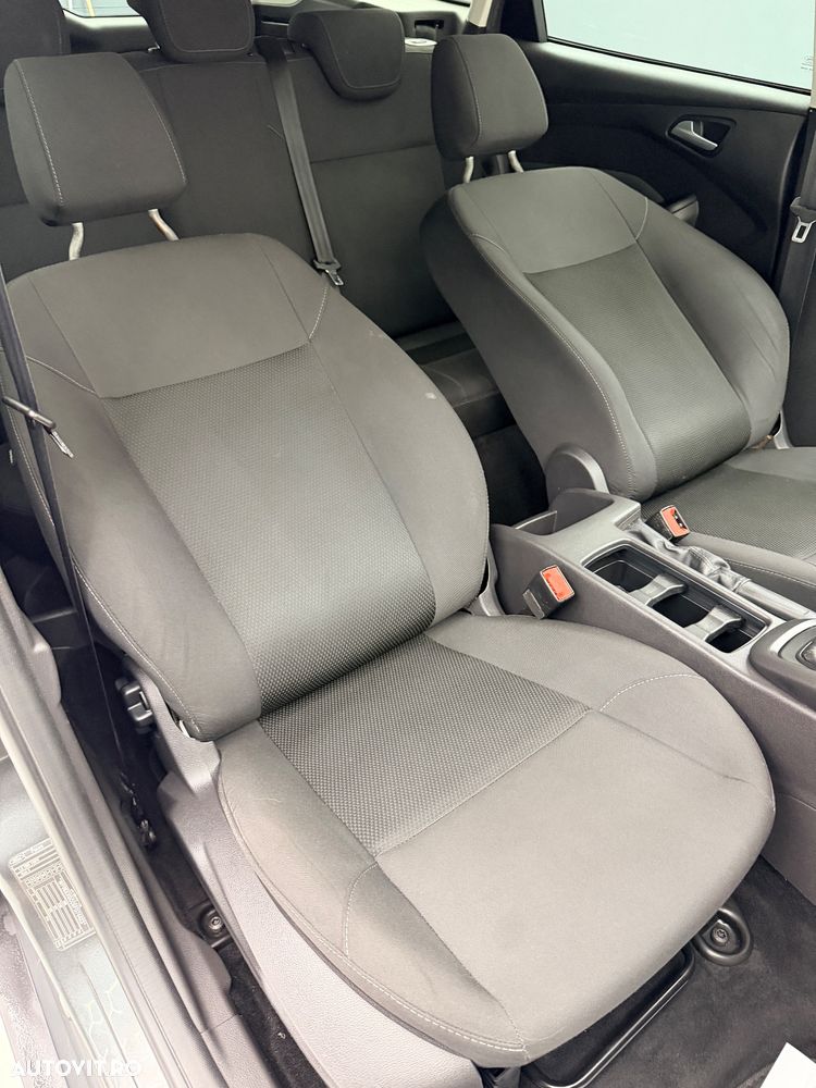 Ford Focus Turnier 1.6 TDCi DPF Start-Stopp-System Trend - 21