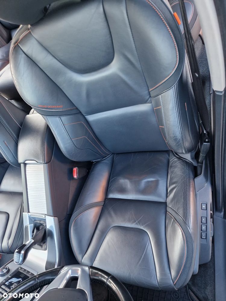 Volvo V60 D2 Ocean Race - 17