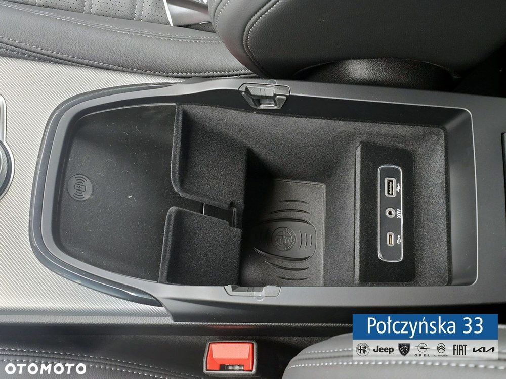 Alfa Romeo Stelvio - 24