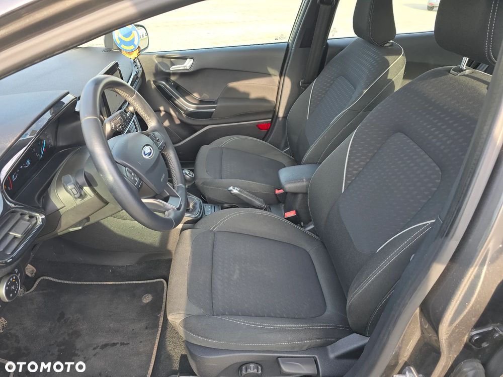 Ford Fiesta 1.0 EcoBoost Start-Stop Champions Edition - 11