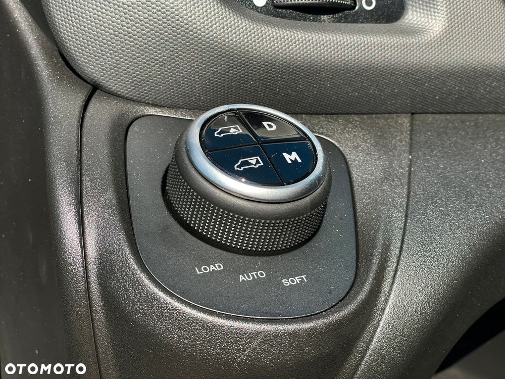 Iveco Daily 35S18HA8V P HI MATIC MY22 w Niskiej cenie ! - 10