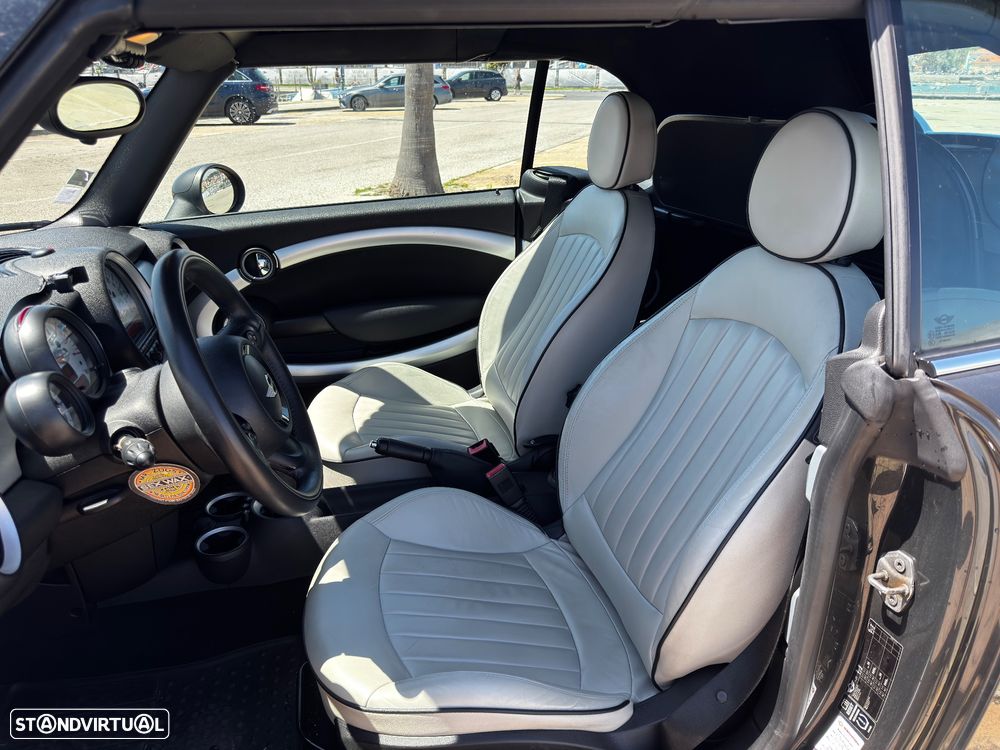 MINI Cabrio Cooper S - 19