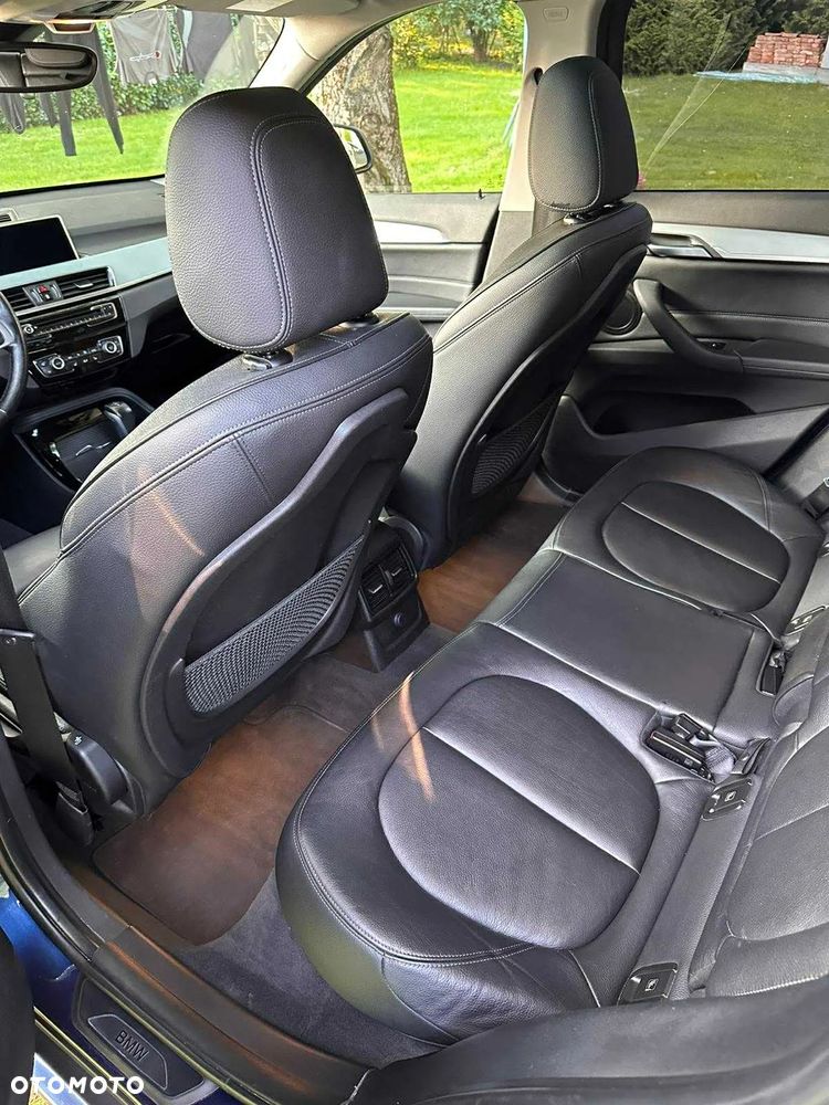 BMW X1 xDrive20d - 11
