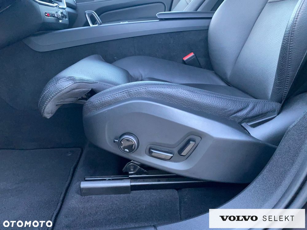 Volvo XC 60 - 13