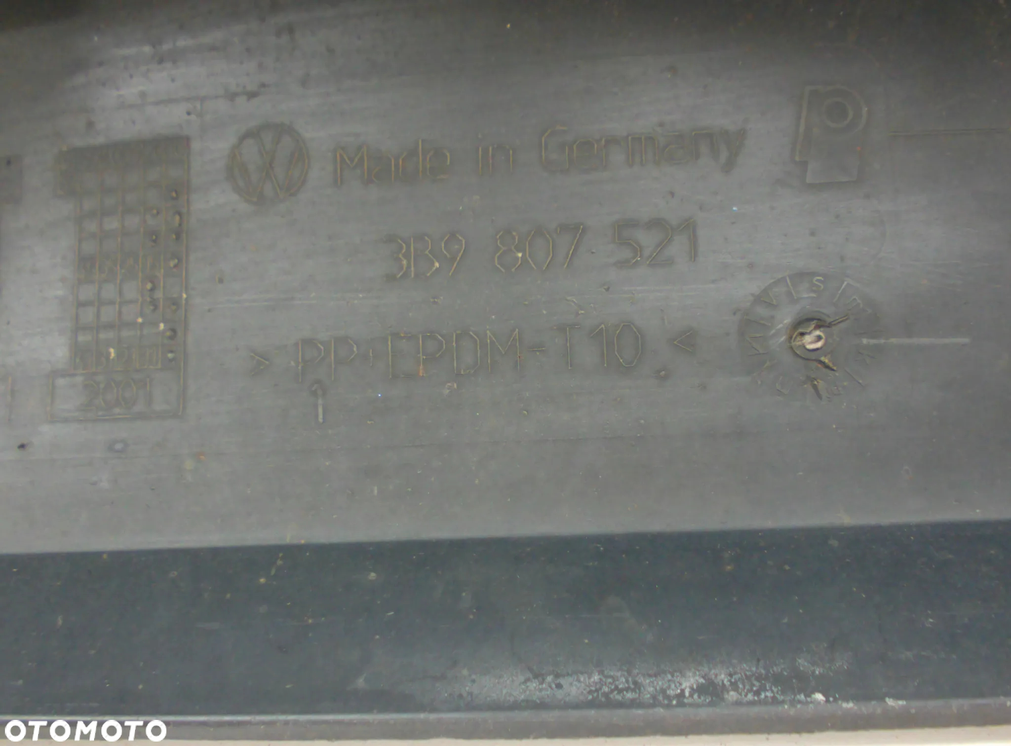 VW Passat B5 FL kombi Zderzak tył LC5X - 13