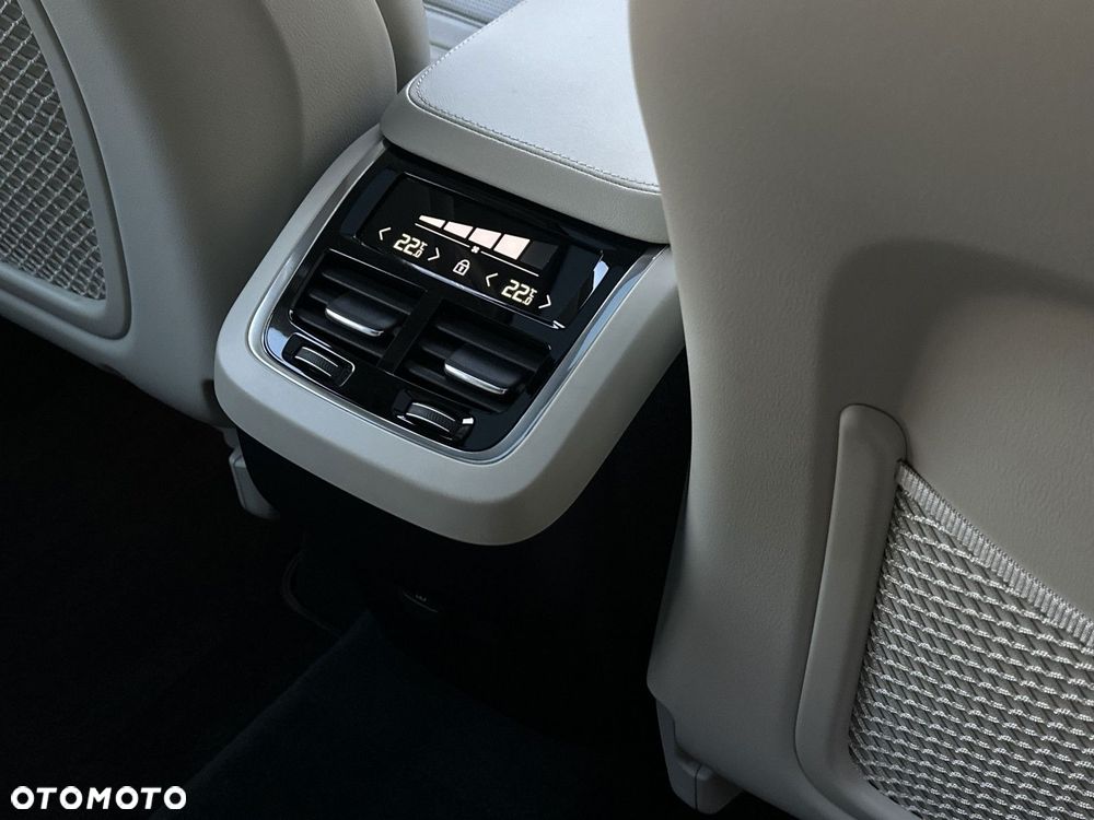 Volvo XC 90 - 19