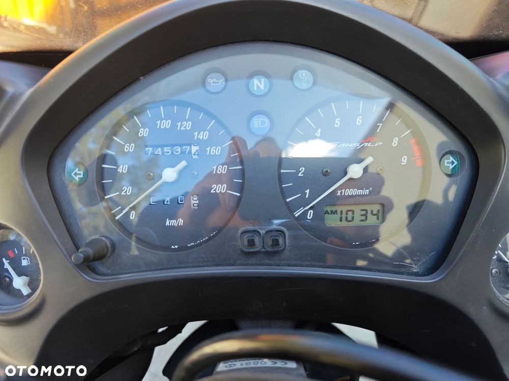 Honda Transalp - 9