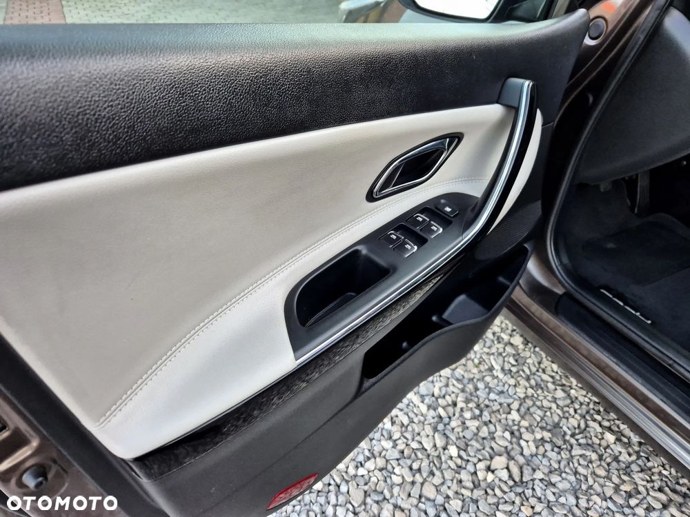 Kia Ceed 1.6 GDI Dream Team Edition - 22