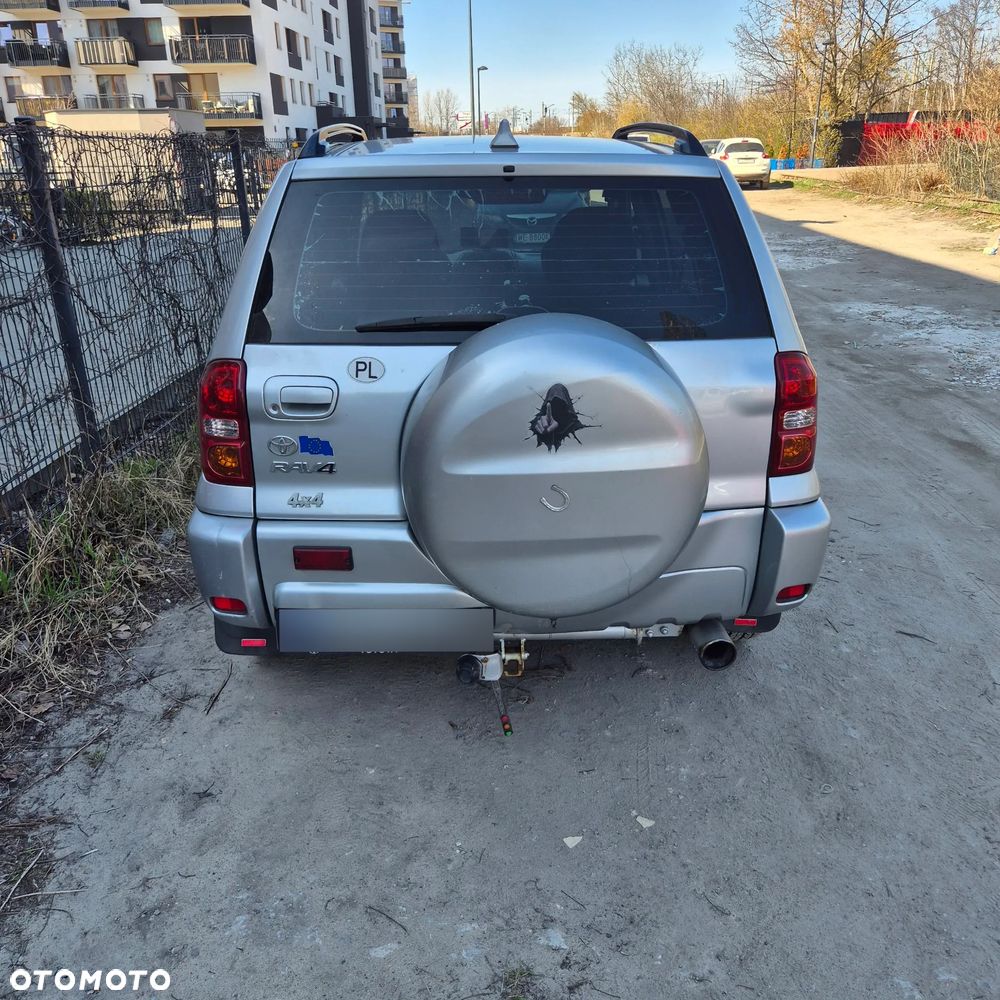 Toyota RAV4 2.0 D-4D 4x4 - 3