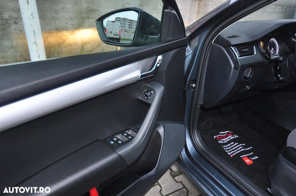 Skoda Octavia 1.5 TSI ACT DSG Ambition - 14