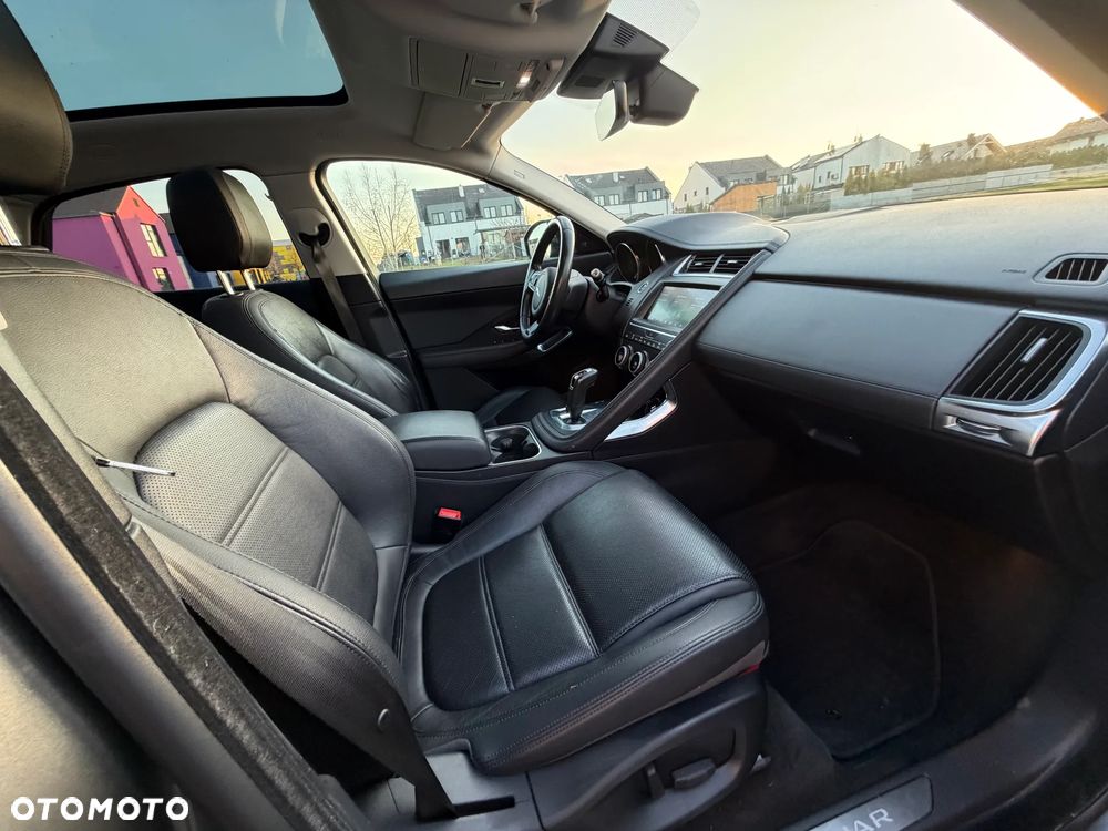 Jaguar E-Pace 2.0 i4D AWD S - 24