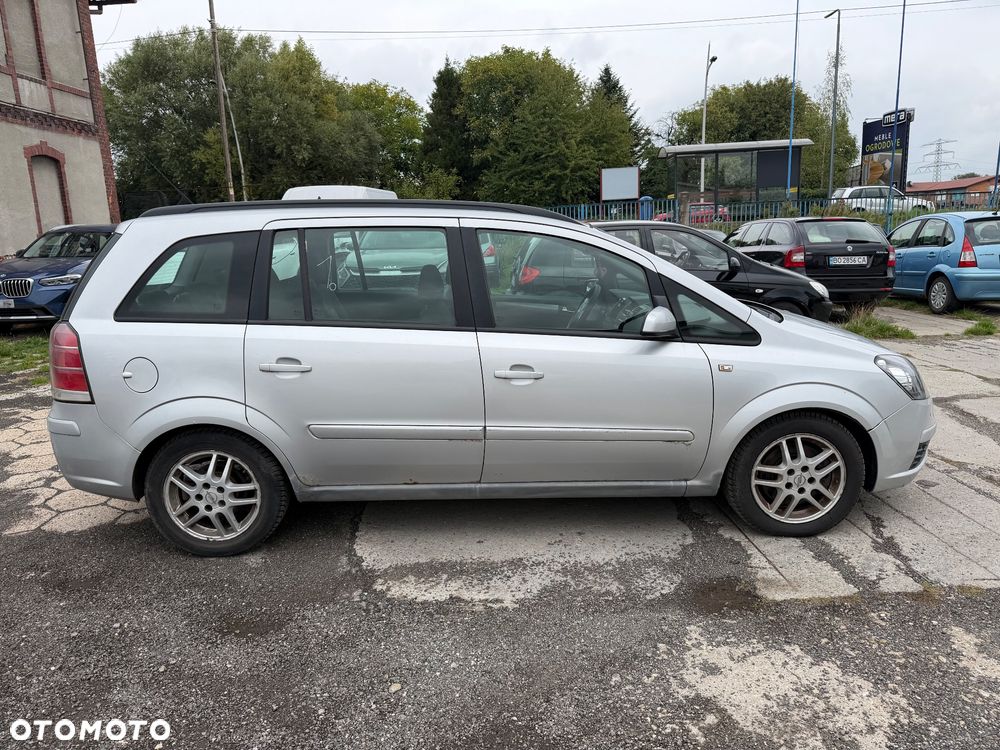Opel Zafira 1.9 CDTI Essentia - 6