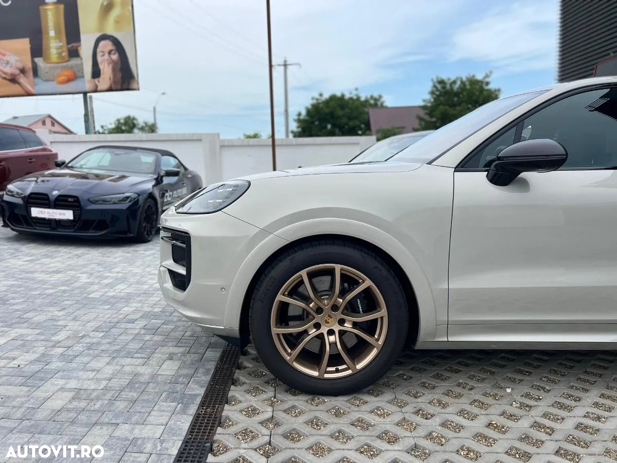 Porsche Cayenne S - 9