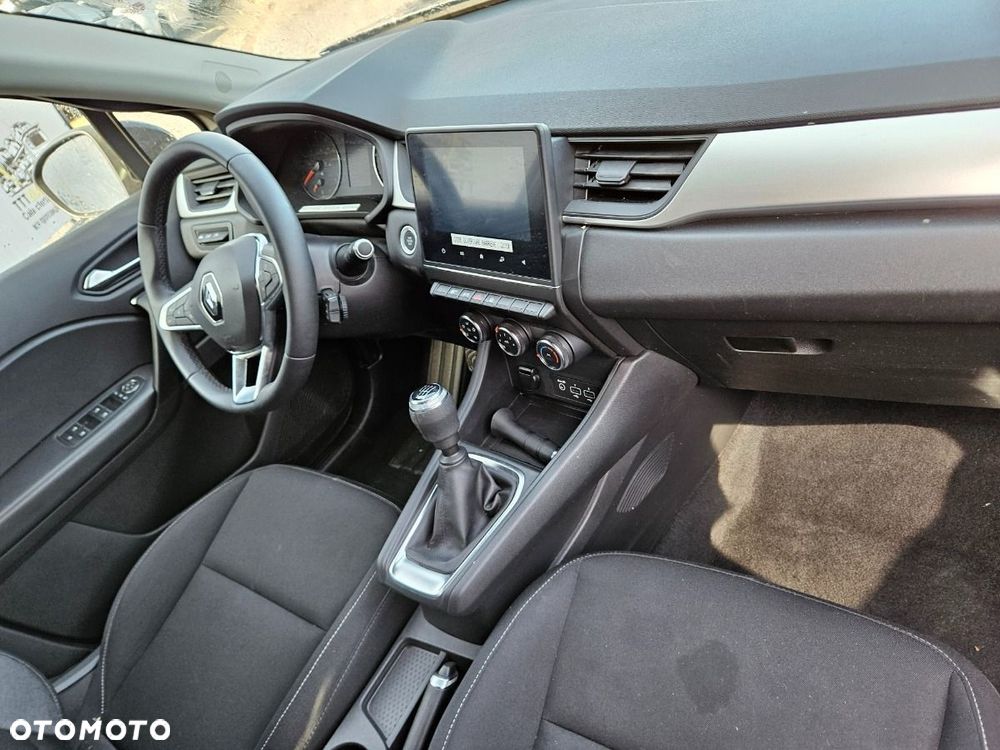 Renault Captur - 23
