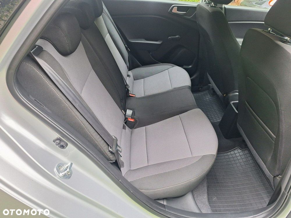 Hyundai i20 1.2 BlueDrive Fresh - 14
