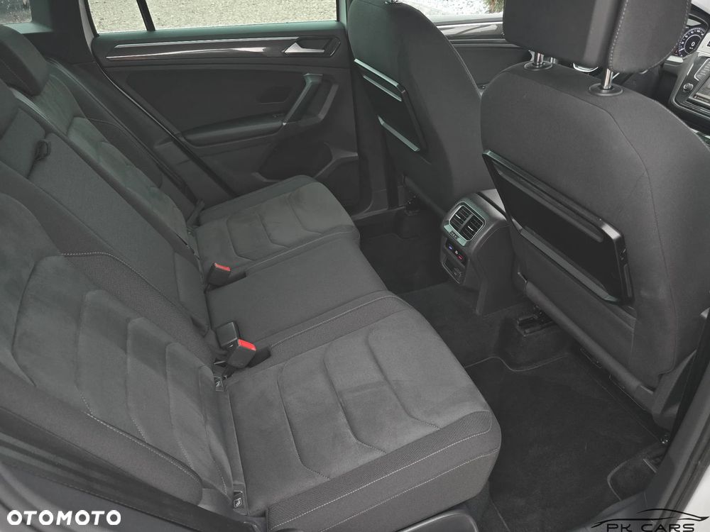 Volkswagen Tiguan 2.0 TDI SCR R-Line - 35
