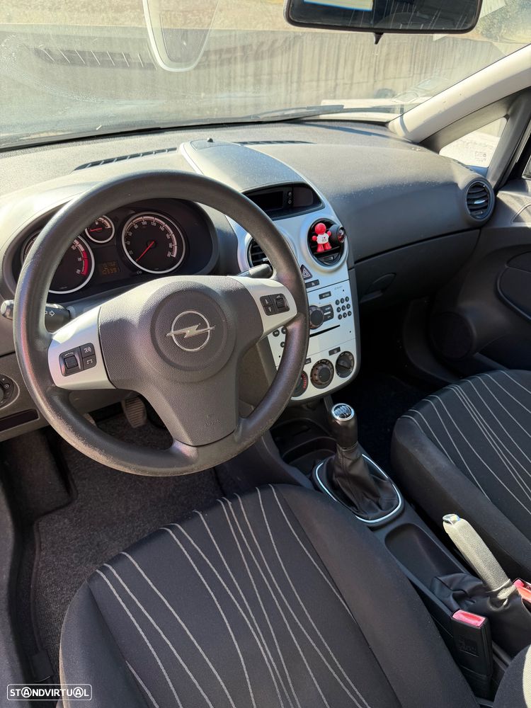 Opel Corsa 1.2 Cosmo - 8