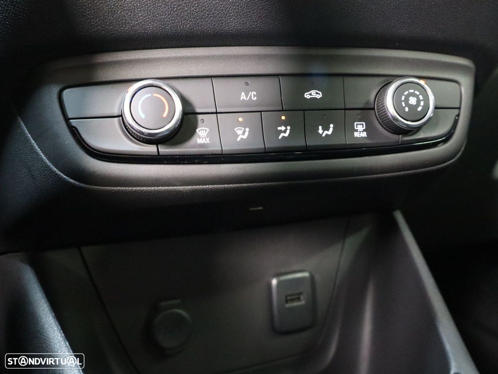 Opel Crossland X 1.2 T Innovation - 14