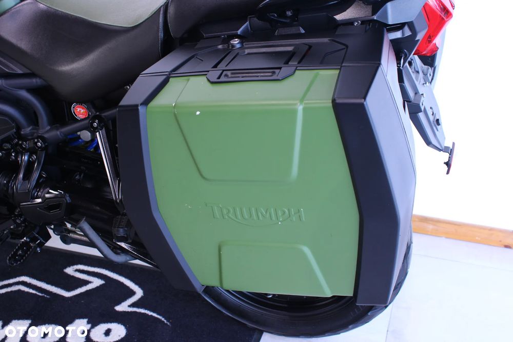 Triumph Tiger - 23