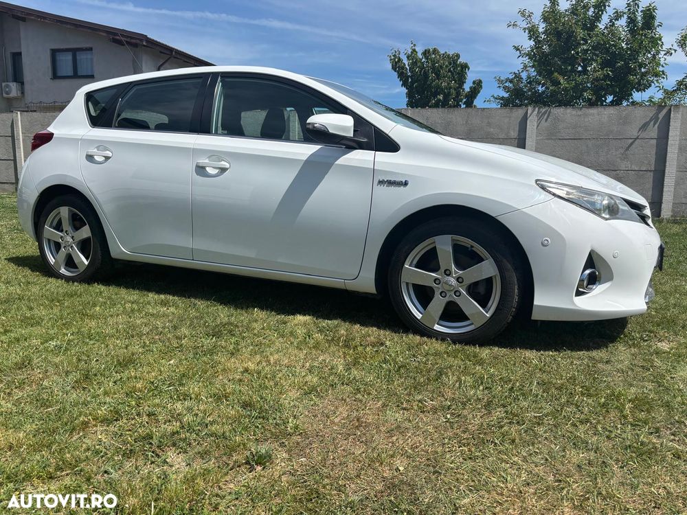 Toyota Auris - 3