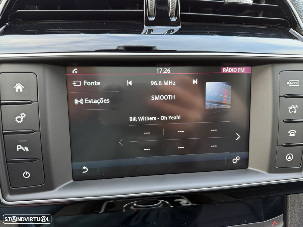 Jaguar F-Pace 20d Aut. Prestige - 32