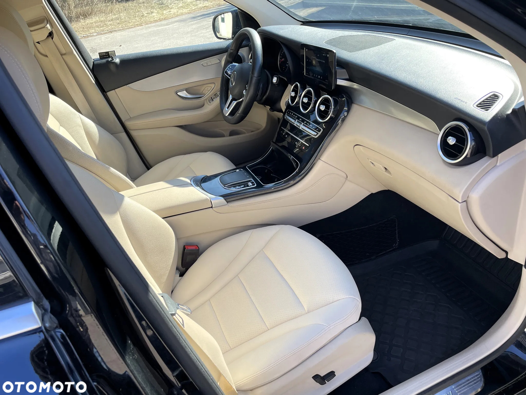 Mercedes-Benz GLC 220 d - 33