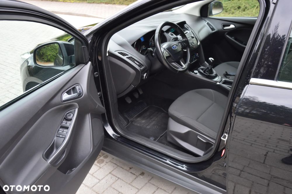Ford Focus 1.6 TI-VCT Titanium - 17