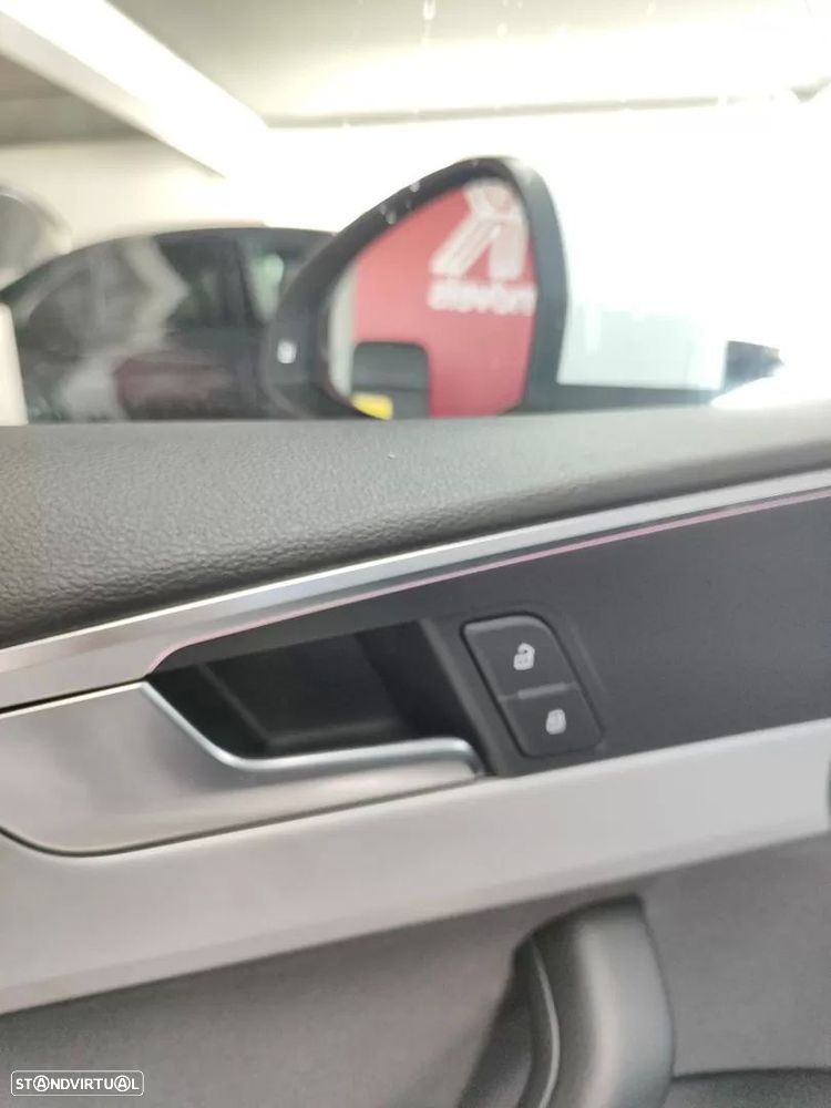 Audi A5 Sportback 30 TDI Advance S tronic - 29