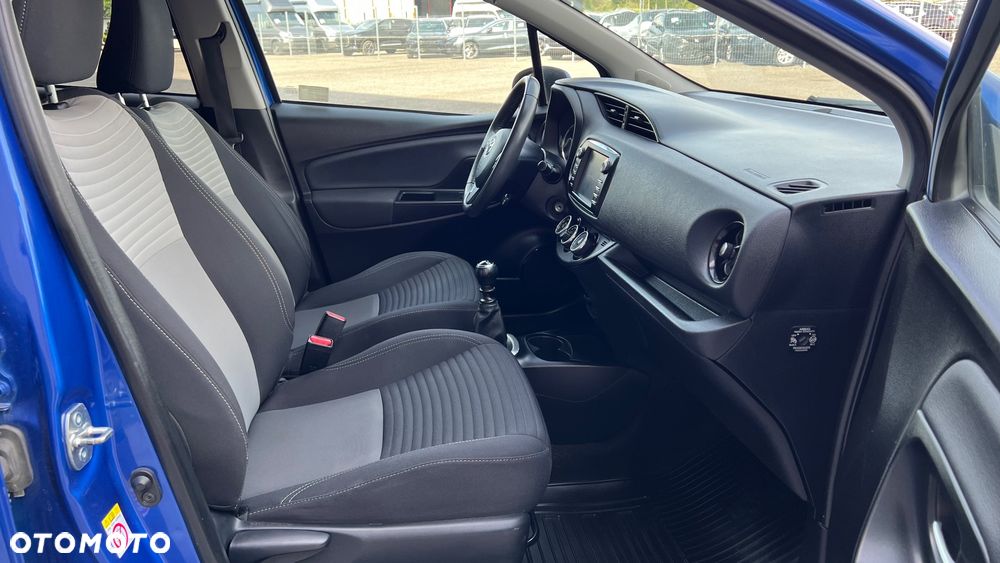 Toyota Yaris 1.5 Premium - 13