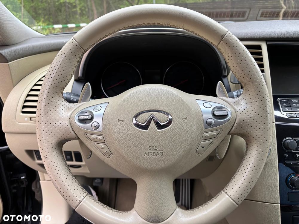 Infiniti FX FX30d S Premium - 12