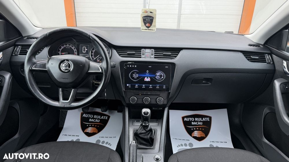 Skoda Octavia - 8